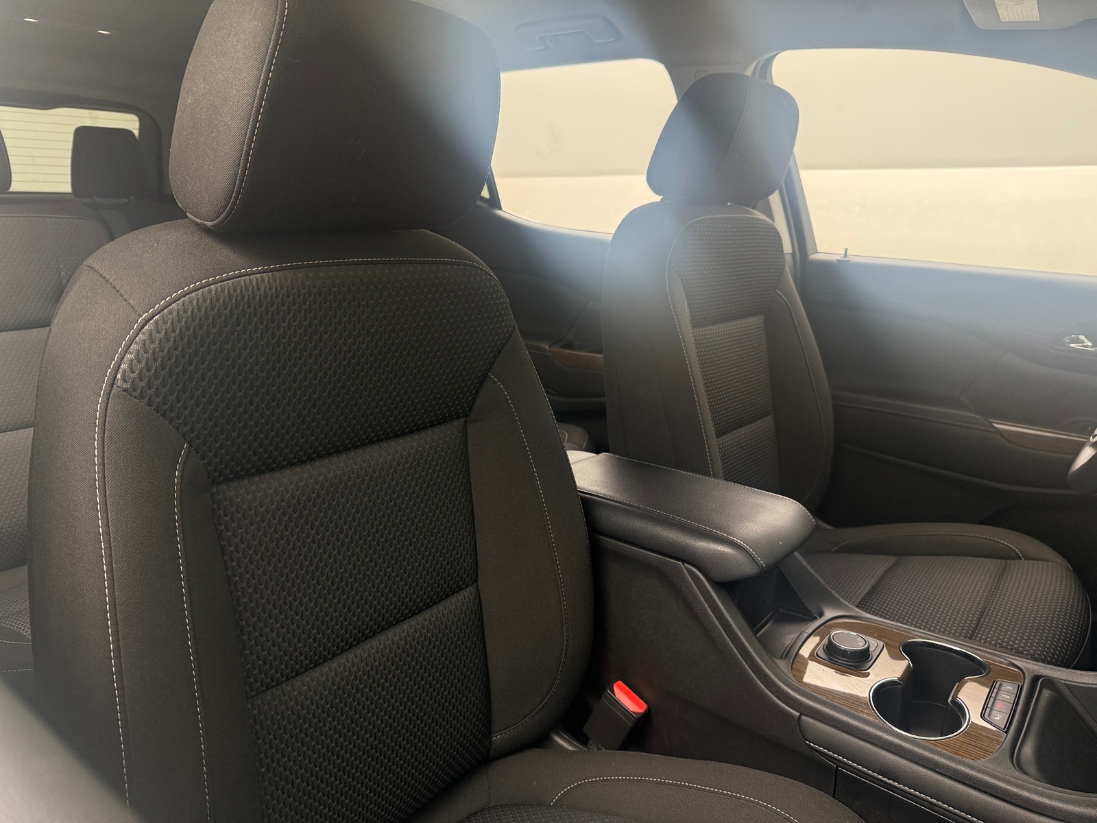 Thumbnail: 2022 GMC Acadia - 2