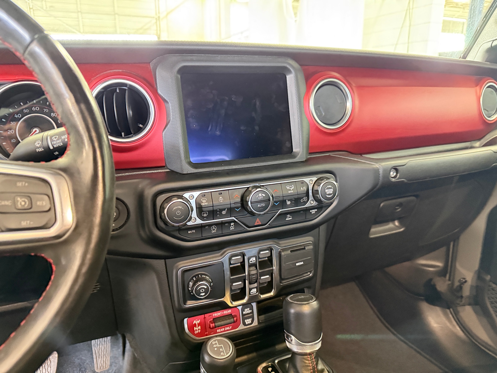 Thumbnail: 2022 Jeep Gladiator - 4
