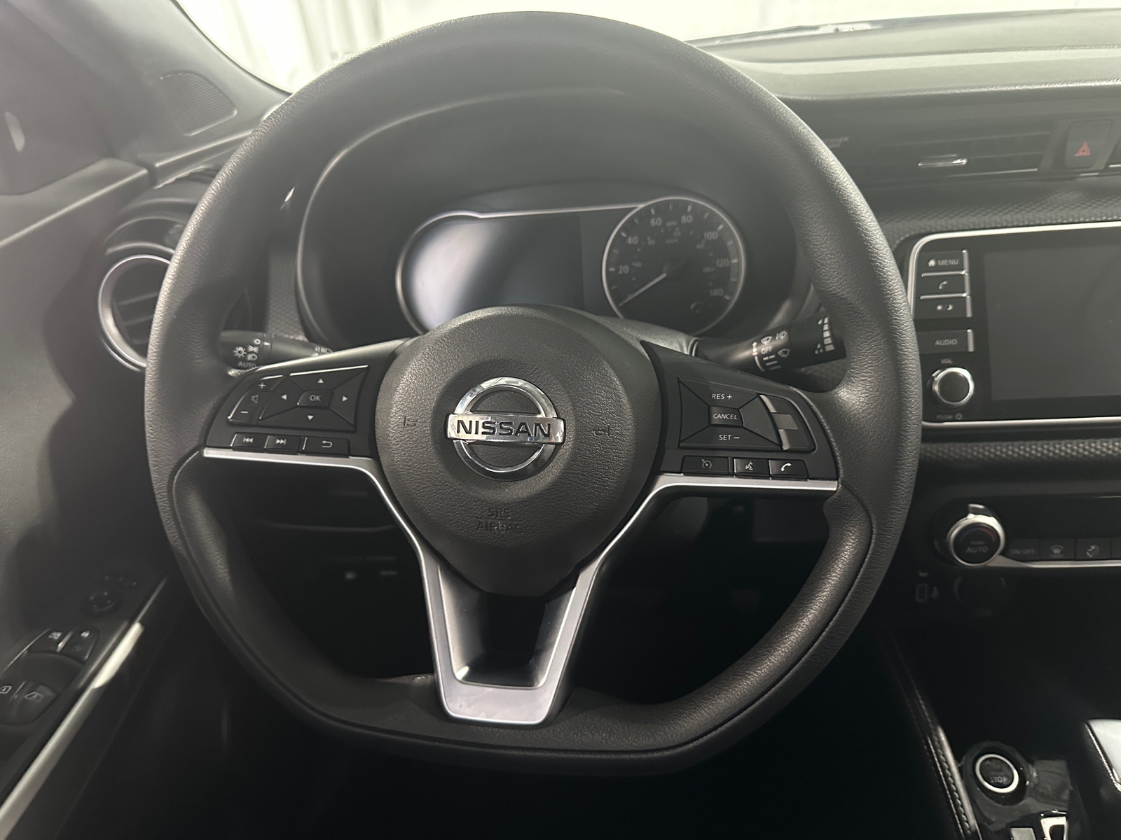 Thumbnail: 2019 Nissan Kicks - 5