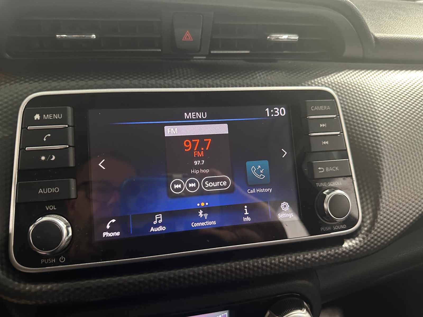 Thumbnail: 2019 Nissan Kicks - 4