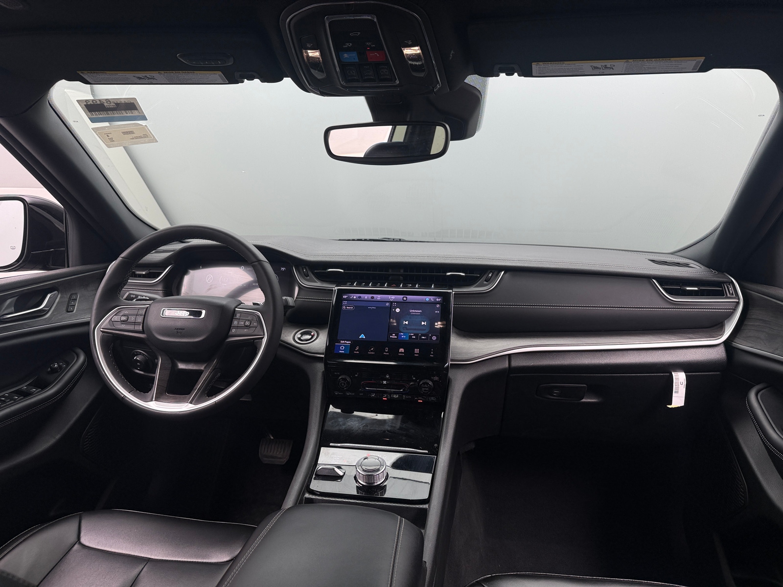 Thumbnail: 2024 Jeep Grand Cherokee L - 2
