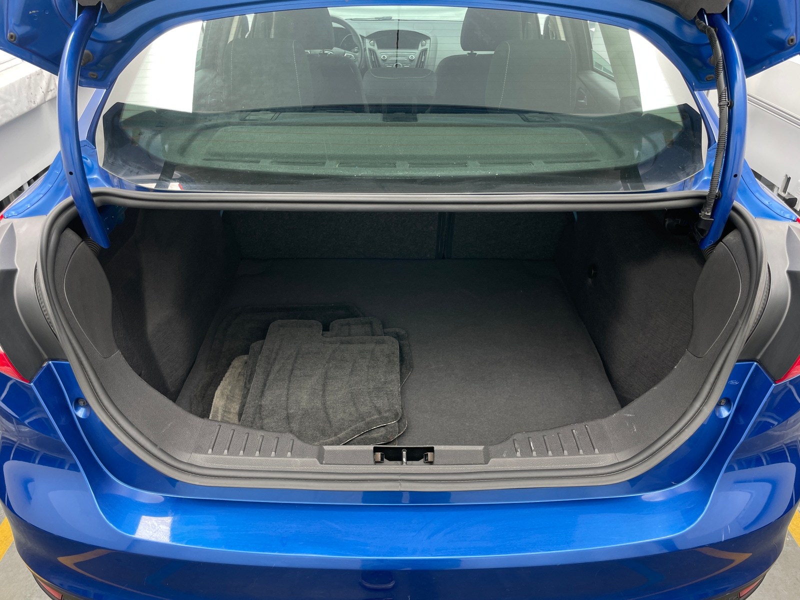 Thumbnail: 2018 Ford Focus - 7