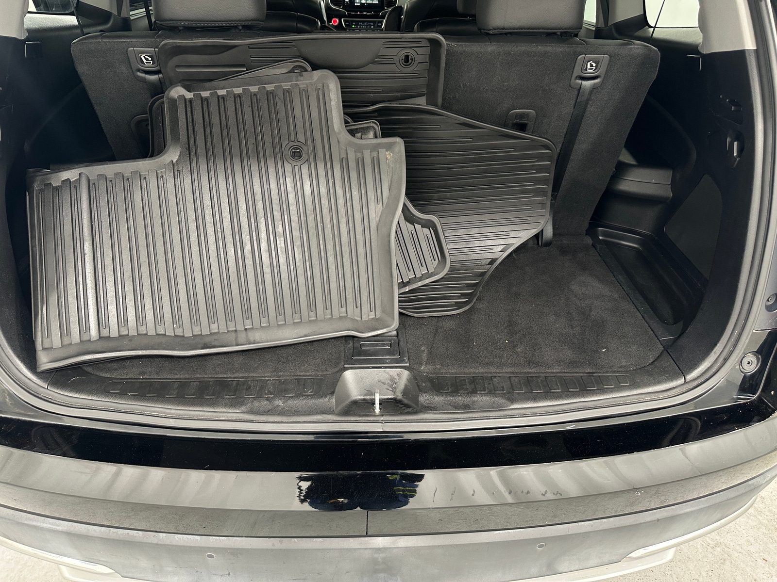 Thumbnail: 2019 Honda Pilot - 6