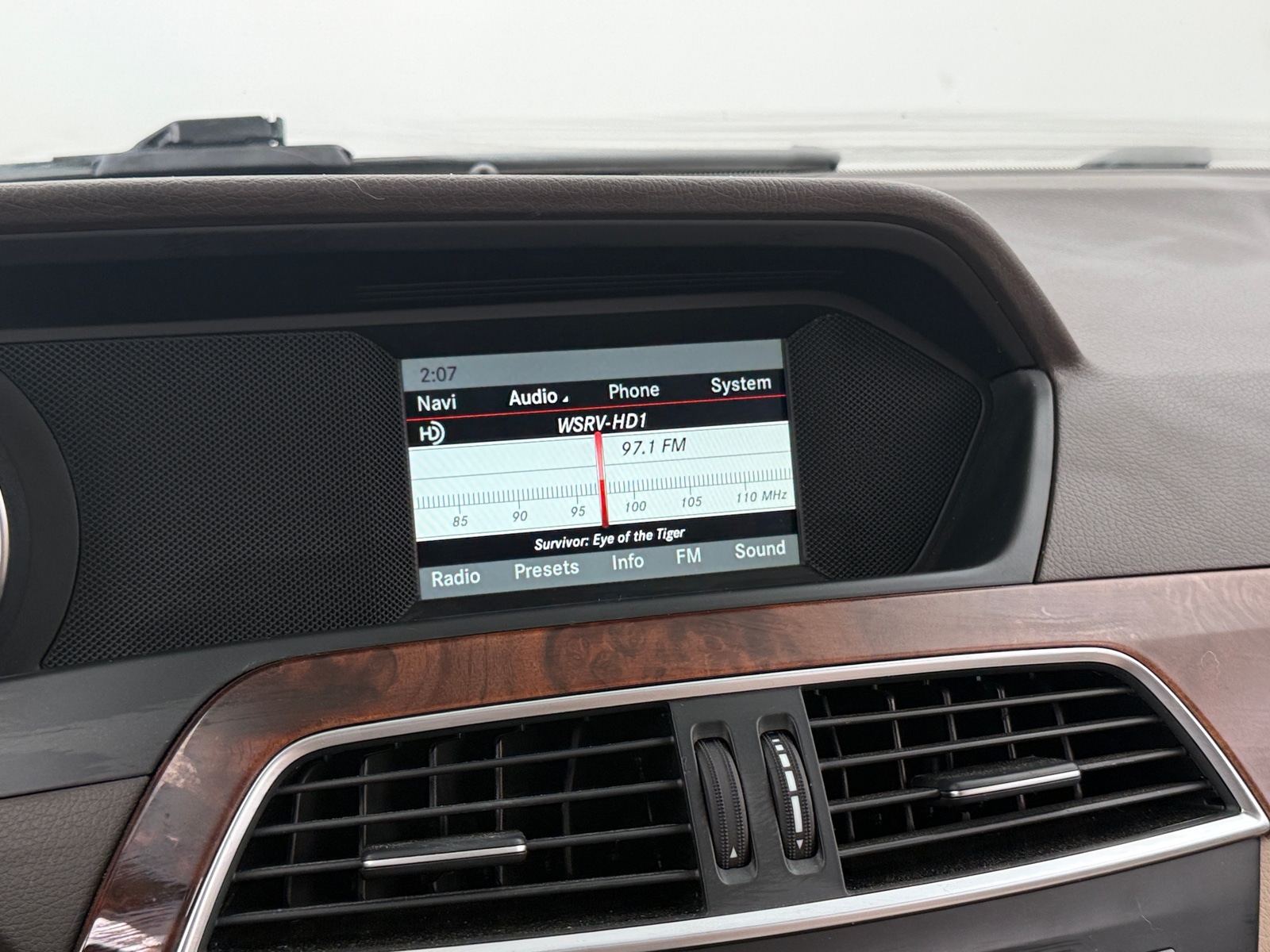 Thumbnail: 2014 Mercedes-Benz C-Class - 3