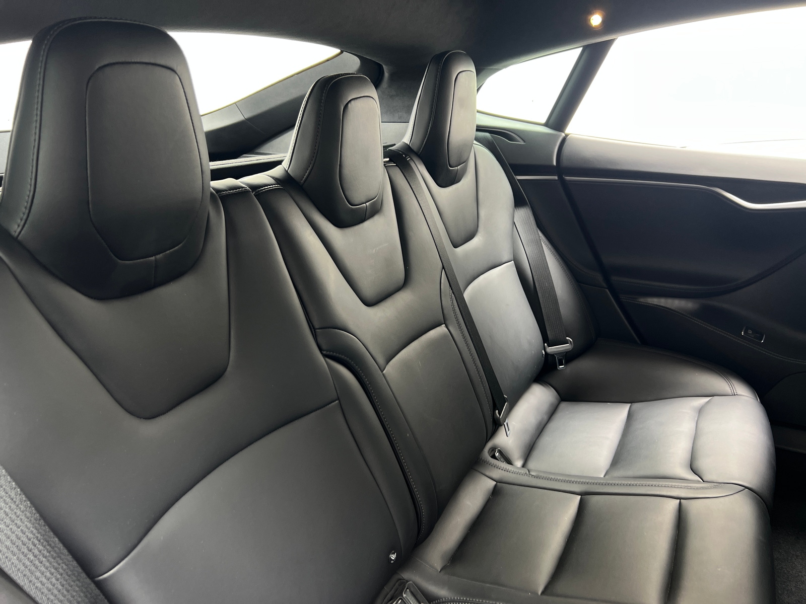 Thumbnail: 2019 Tesla Model S - 5