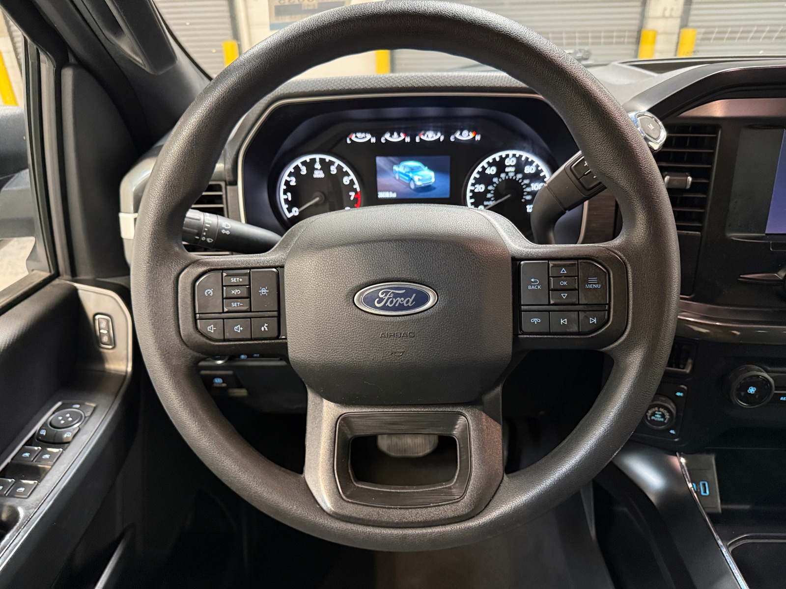 Thumbnail: 2023 Ford Econoline - 5