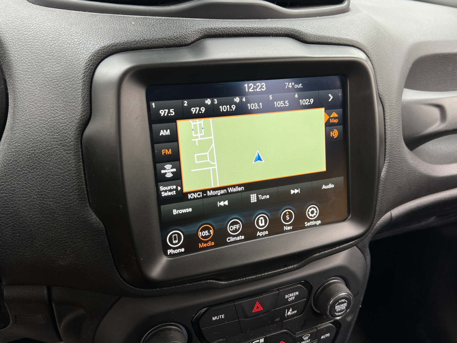 Thumbnail: 2023 Jeep Renegade - 4