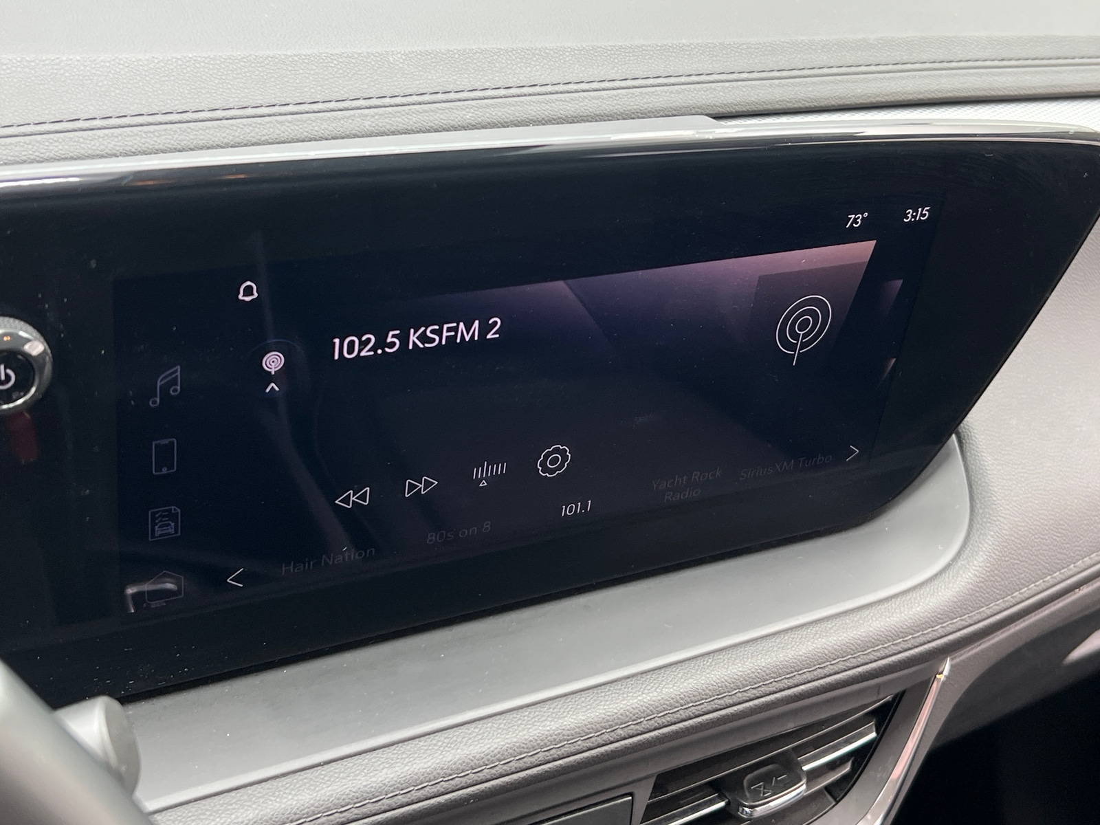 Thumbnail: 2025 Buick Encore GX - 3
