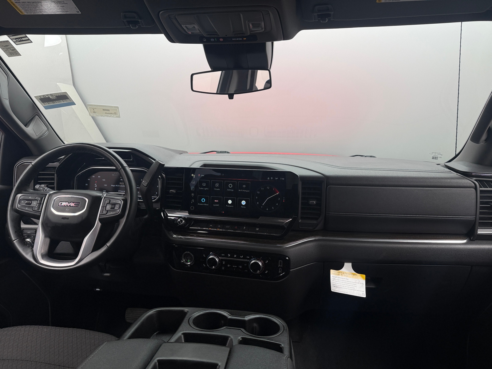 Thumbnail: 2024 GMC Sierra 1500 - 3
