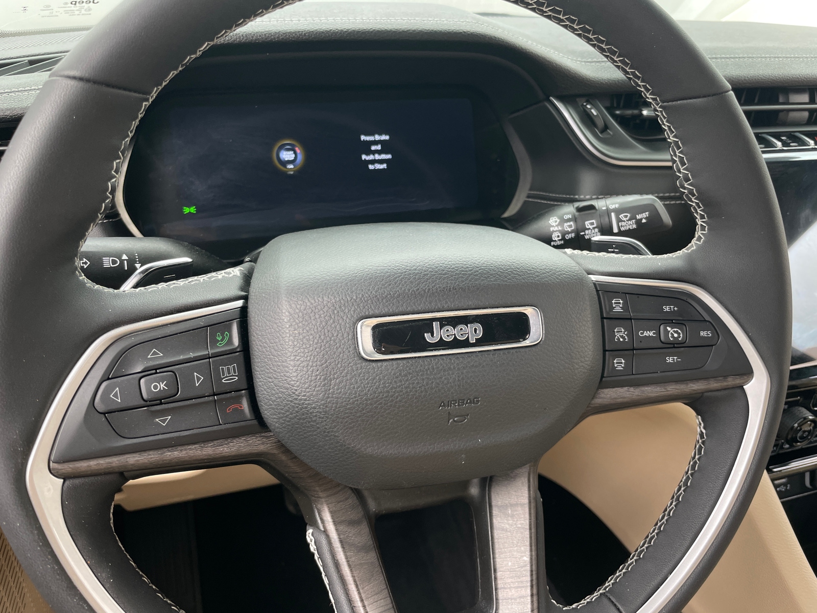 Thumbnail: 2025 Jeep Grand Cherokee - 4
