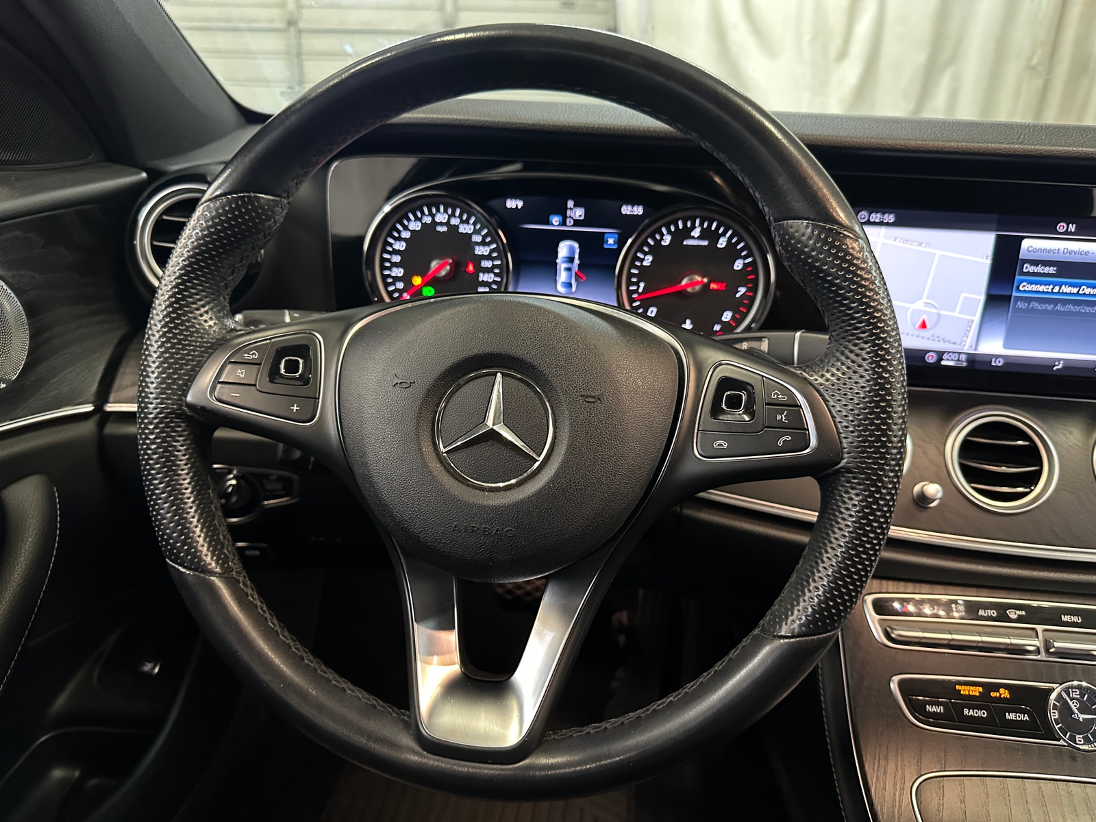 Thumbnail: 2018 Mercedes-Benz E-Class - 4