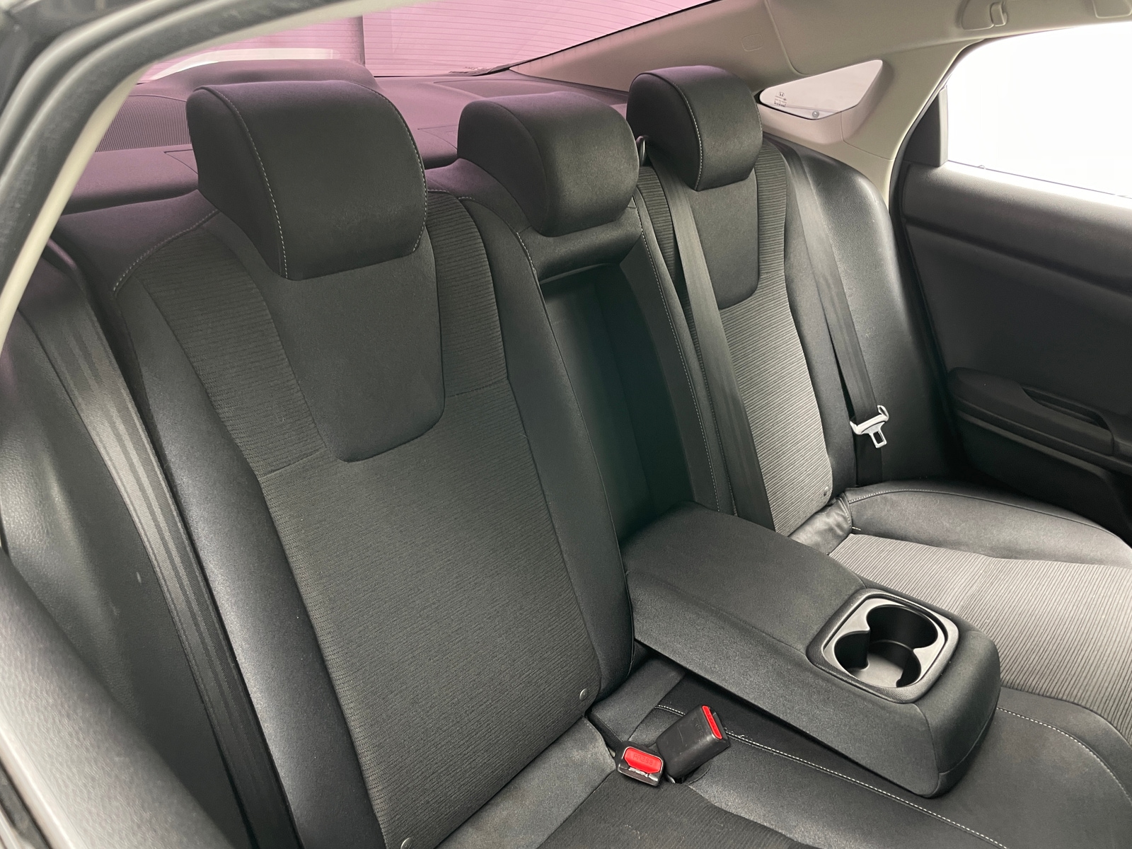 Thumbnail: 2019 Honda Insight - 6