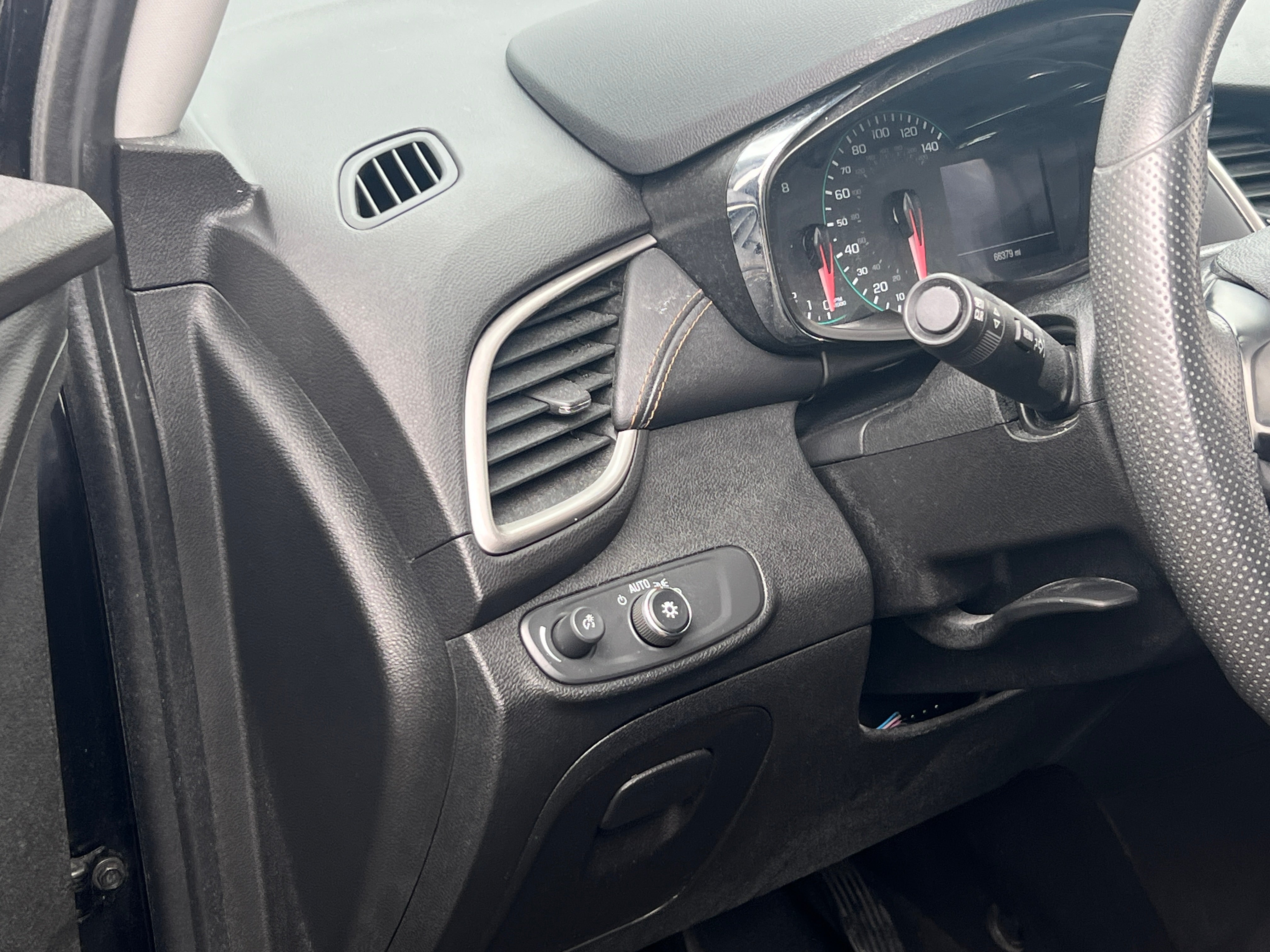 Used 2017 Chevrolet Trax LS with VIN 3GNCJKSB2HL251869 for sale in Auburn, WA
