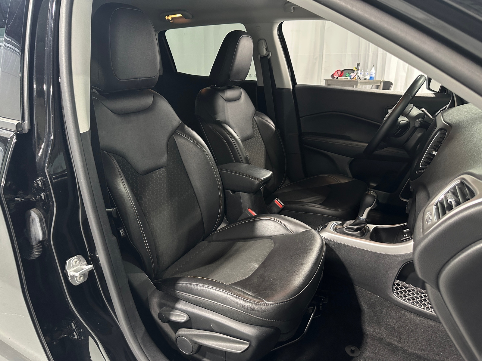Thumbnail: 2018 Jeep Compass - 2