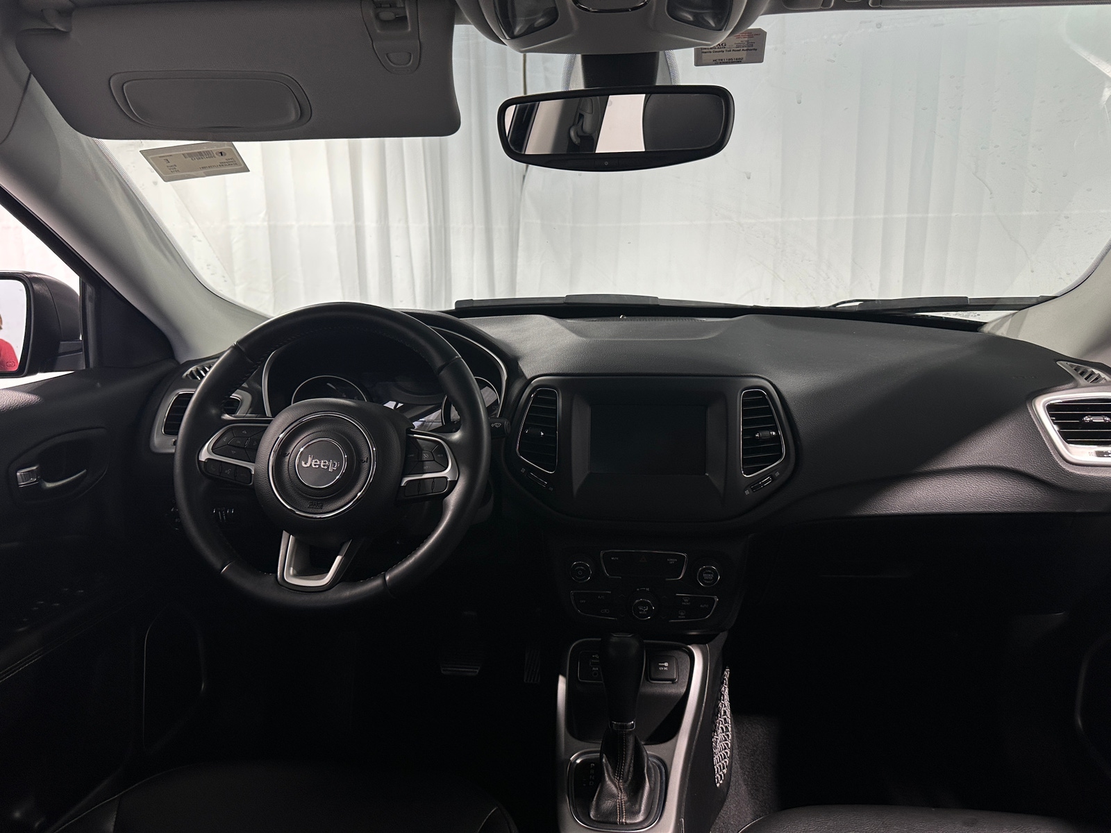 Thumbnail: 2018 Jeep Compass - 3
