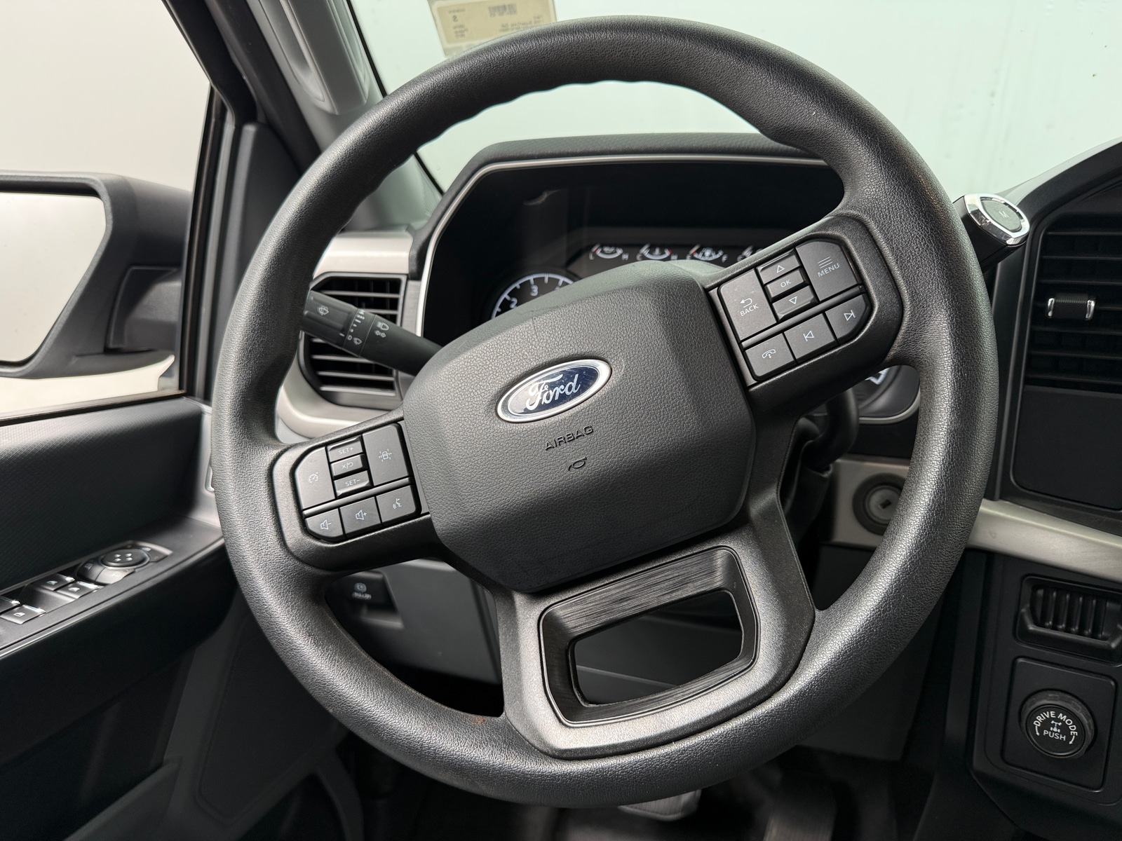 Thumbnail: 2022 Ford Econoline - 5