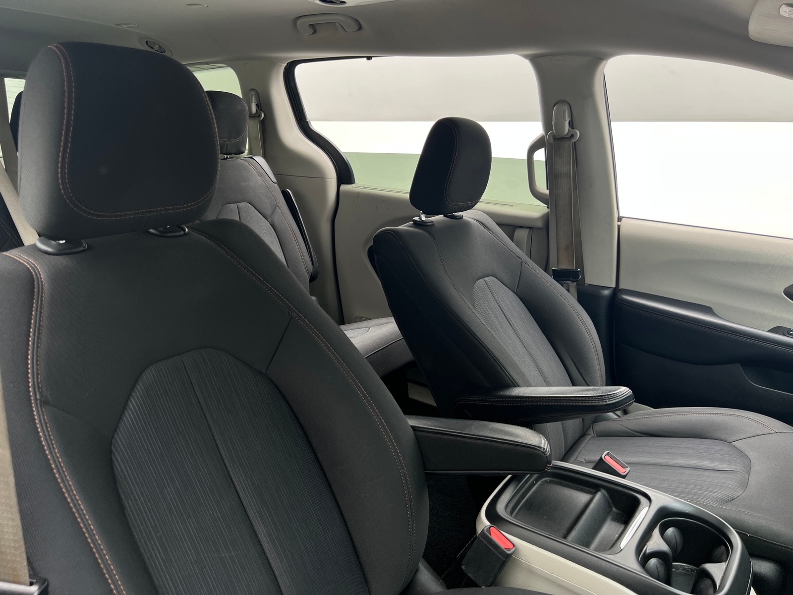 Thumbnail: 2018 Chrysler Pacifica - 2