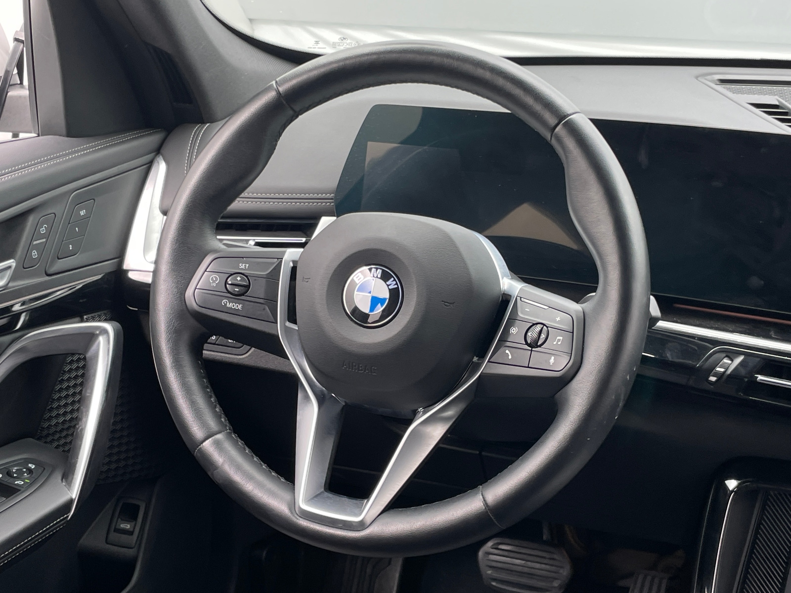 Thumbnail: 2025 BMW X1 - 4