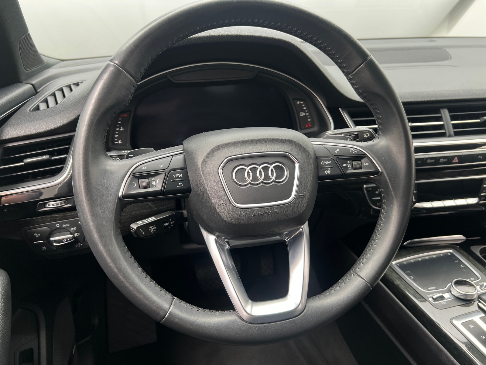 Thumbnail: 2018 Audi Q7 - 4