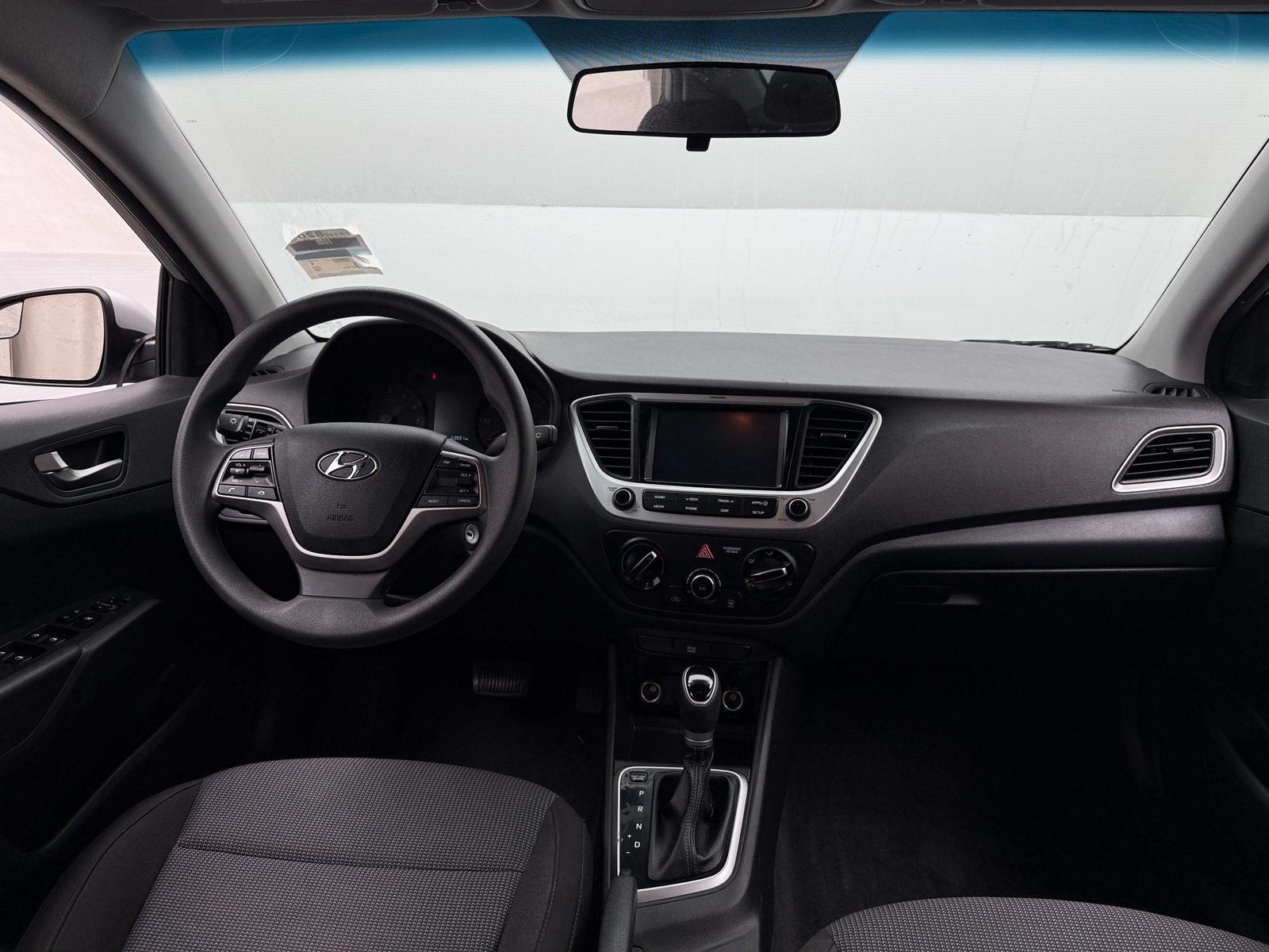 Thumbnail: 2022 Hyundai Accent - 3