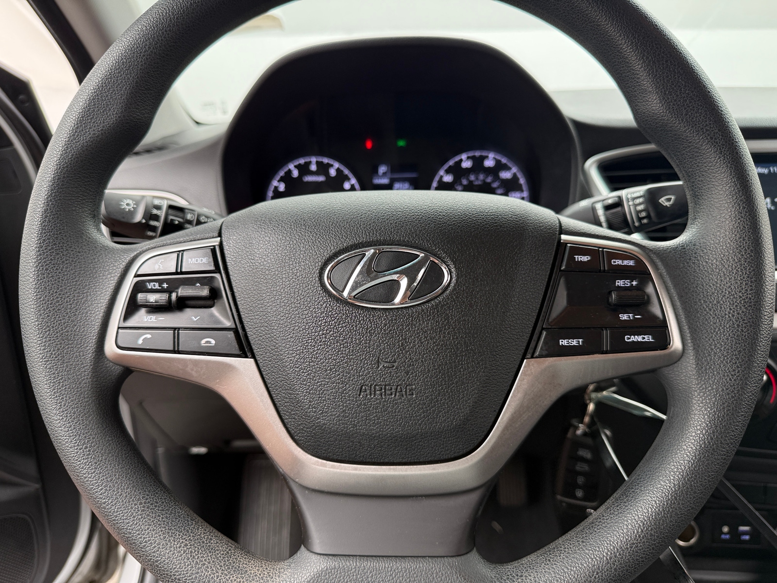 Thumbnail: 2022 Hyundai Accent - 5