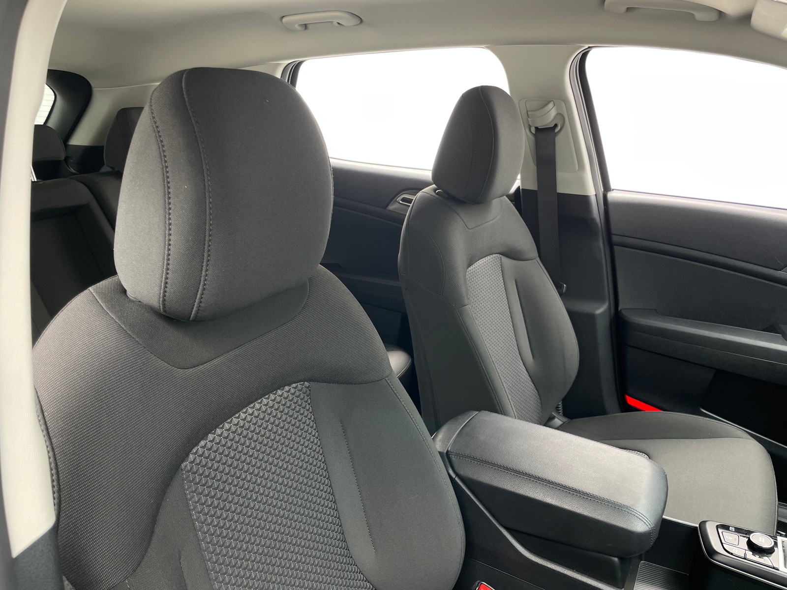 Thumbnail: 2025 Kia Sportage - 2