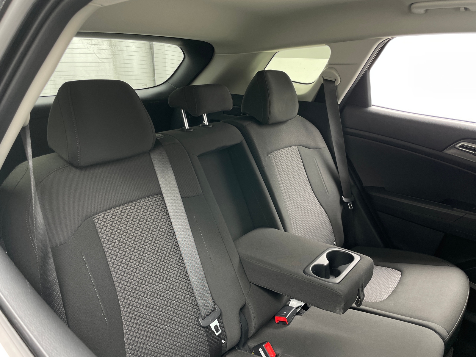 Thumbnail: 2025 Kia Sportage - 6