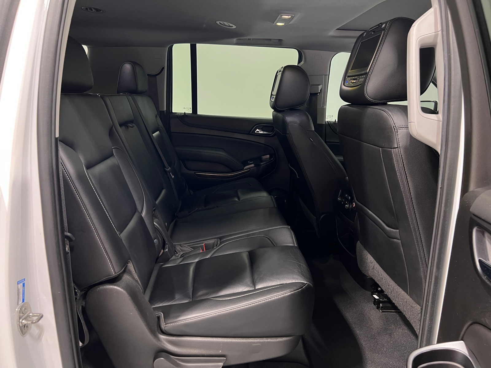 Thumbnail: 2019 Chevrolet Suburban - 5