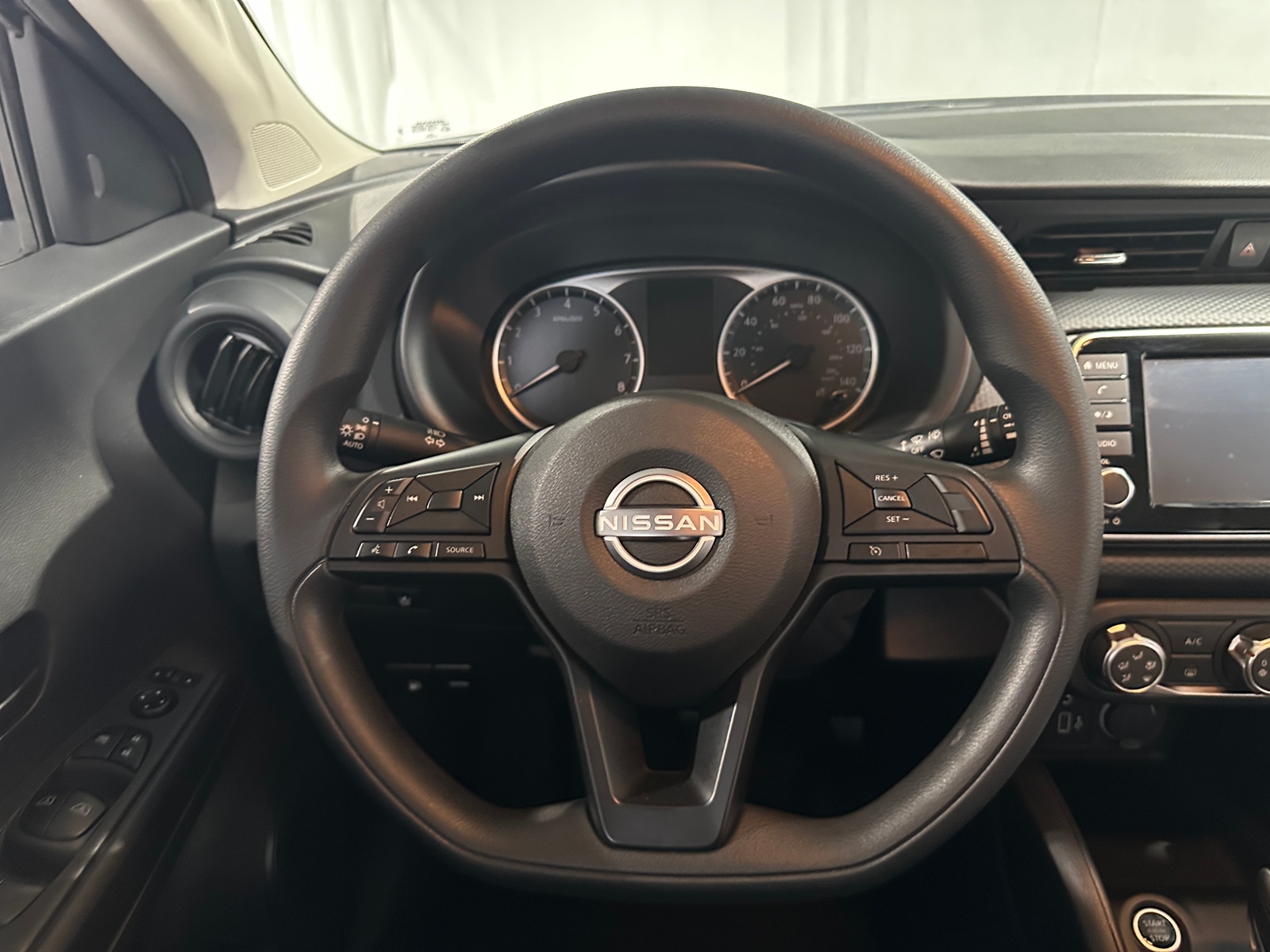 Thumbnail: 2024 Nissan Kicks - 5