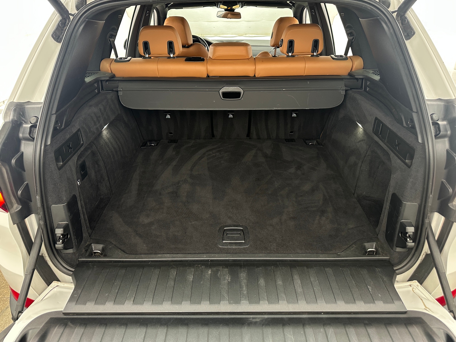 Thumbnail: 2023 BMW X5 - 6