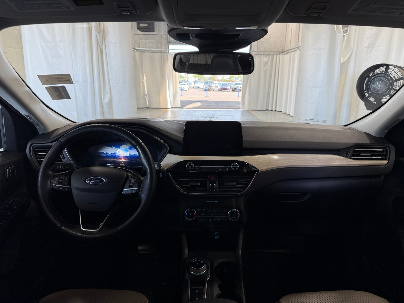 Thumbnail: 2022 Ford Escape - 3