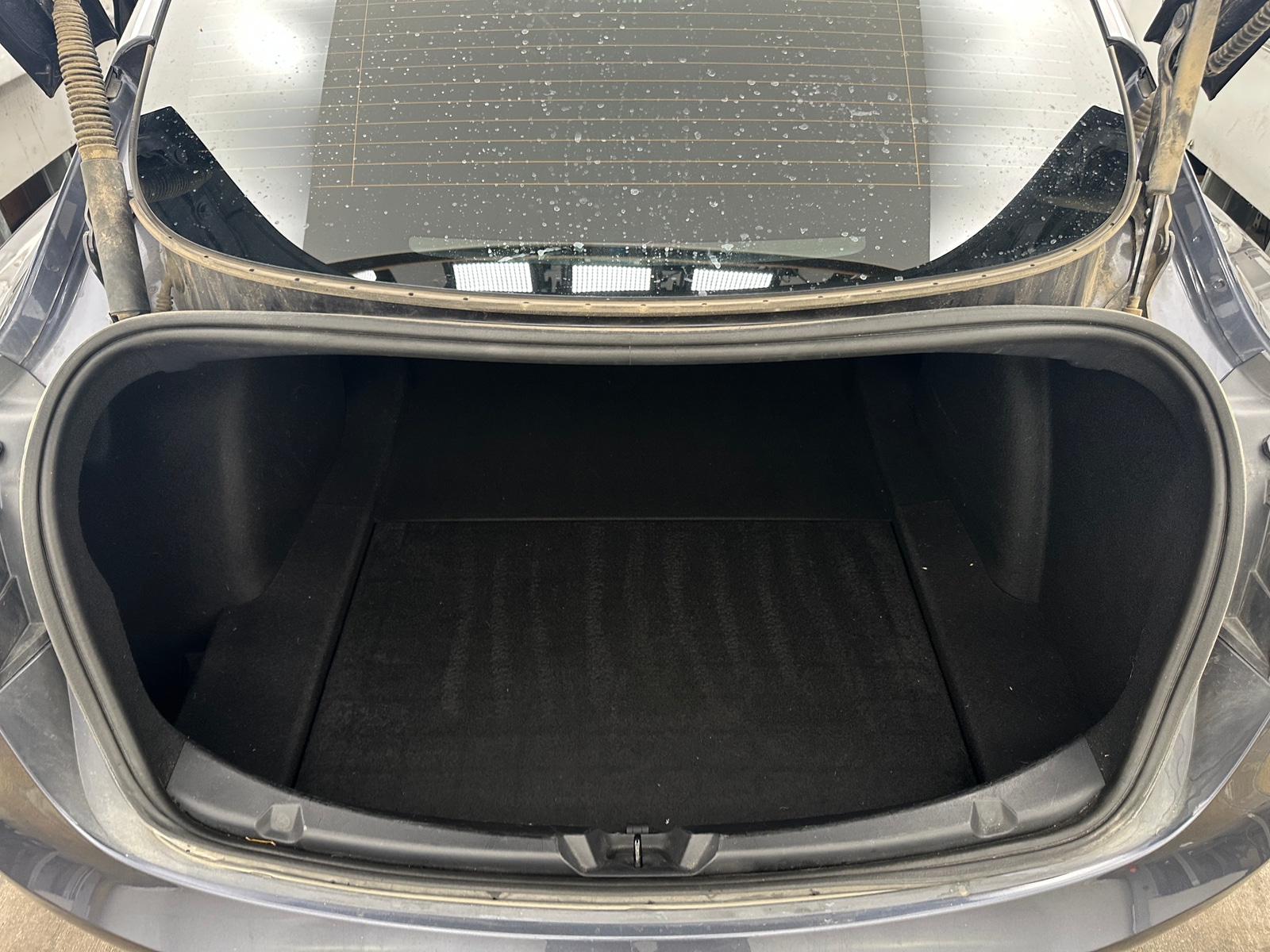 Thumbnail: 2022 Tesla Model 3 - 6