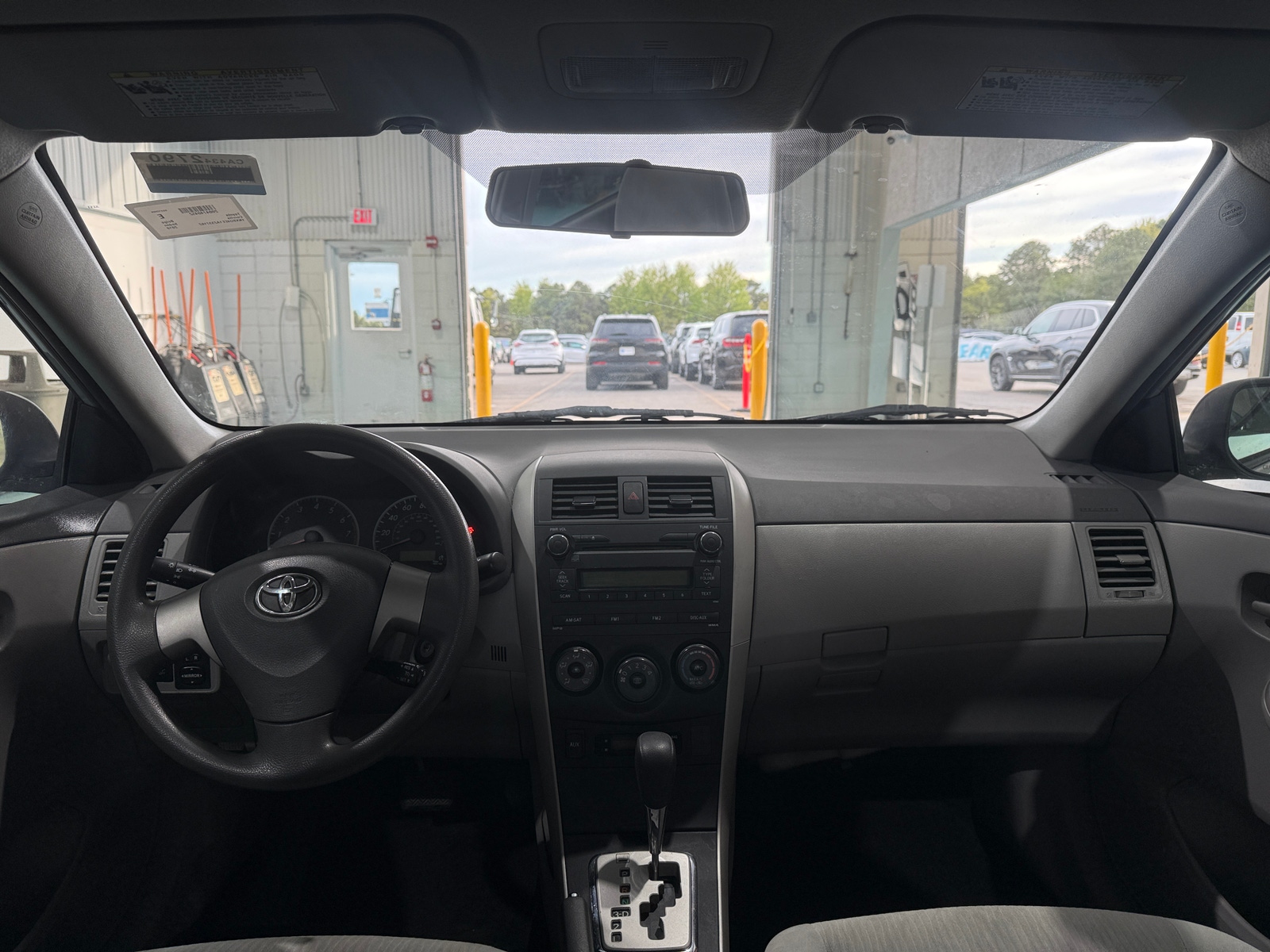 Thumbnail: 2010 Toyota Corolla - 3