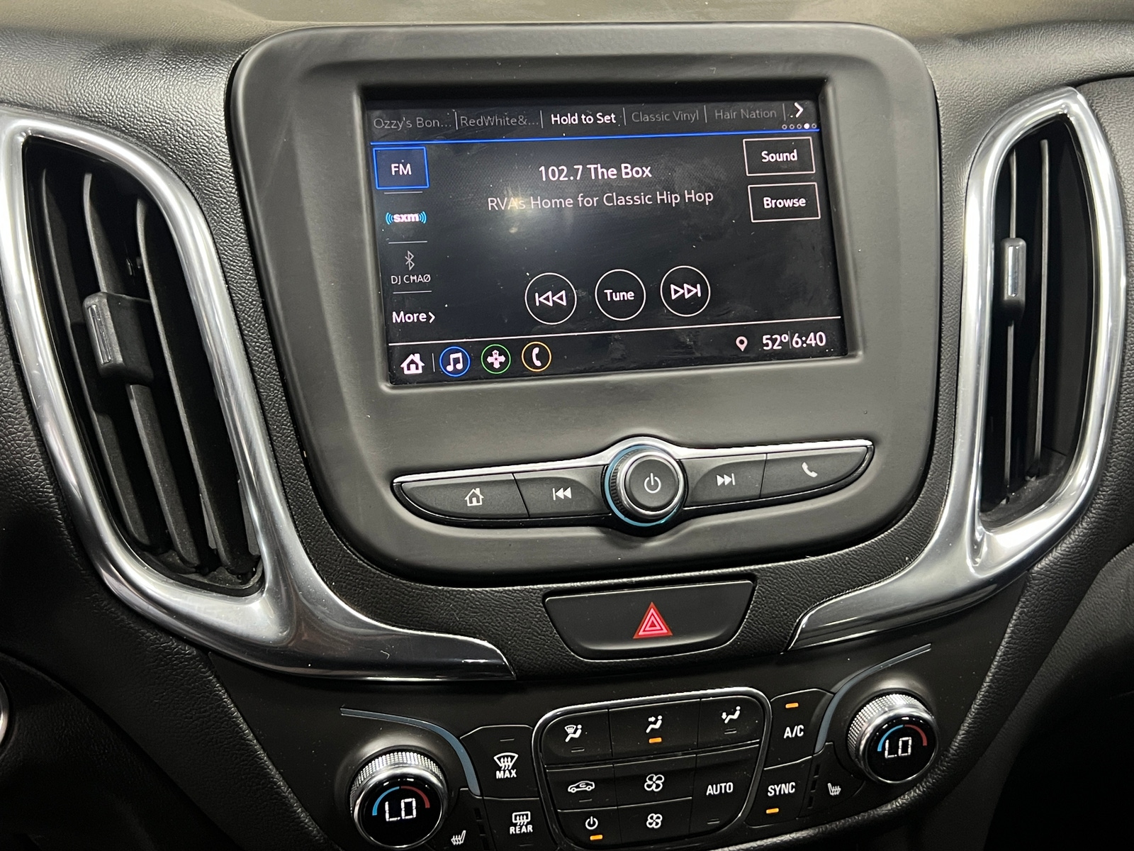 Thumbnail: 2020 Chevrolet Equinox - 4