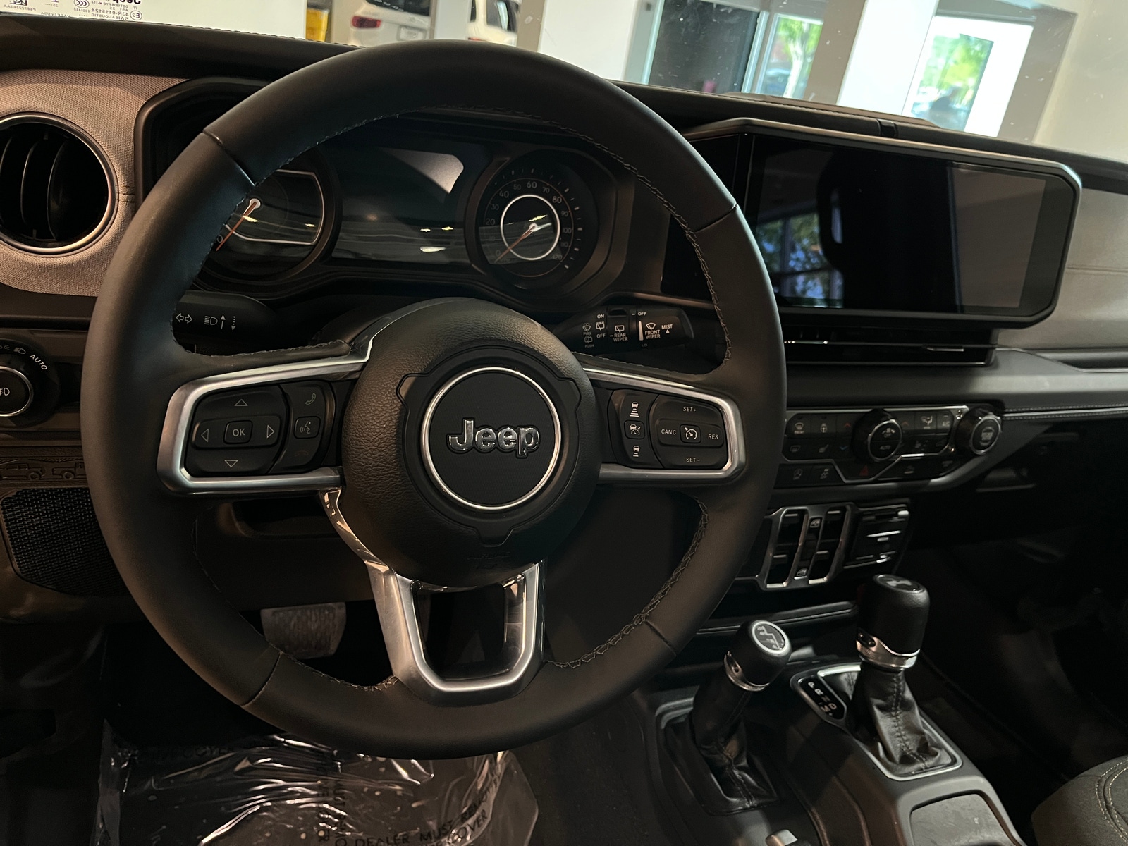 Thumbnail: 2025 Jeep Wrangler - 5