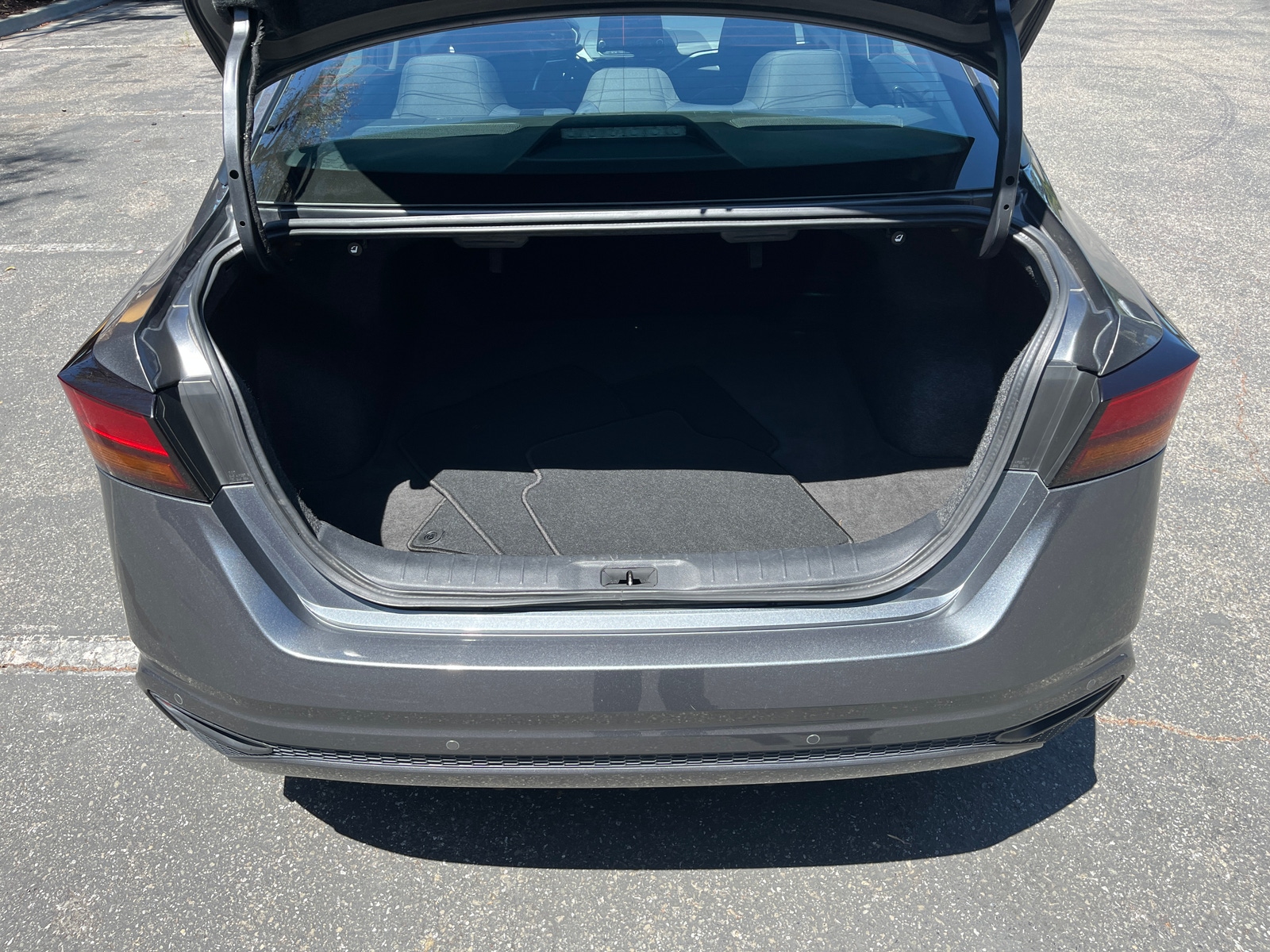 Thumbnail: 2025 Nissan Altima - 6