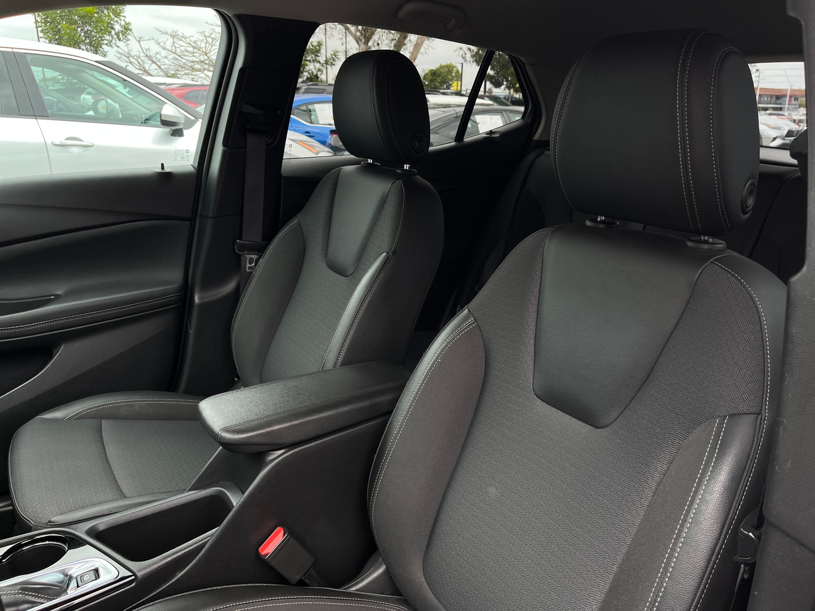 Thumbnail: 2025 Buick Encore GX - 2