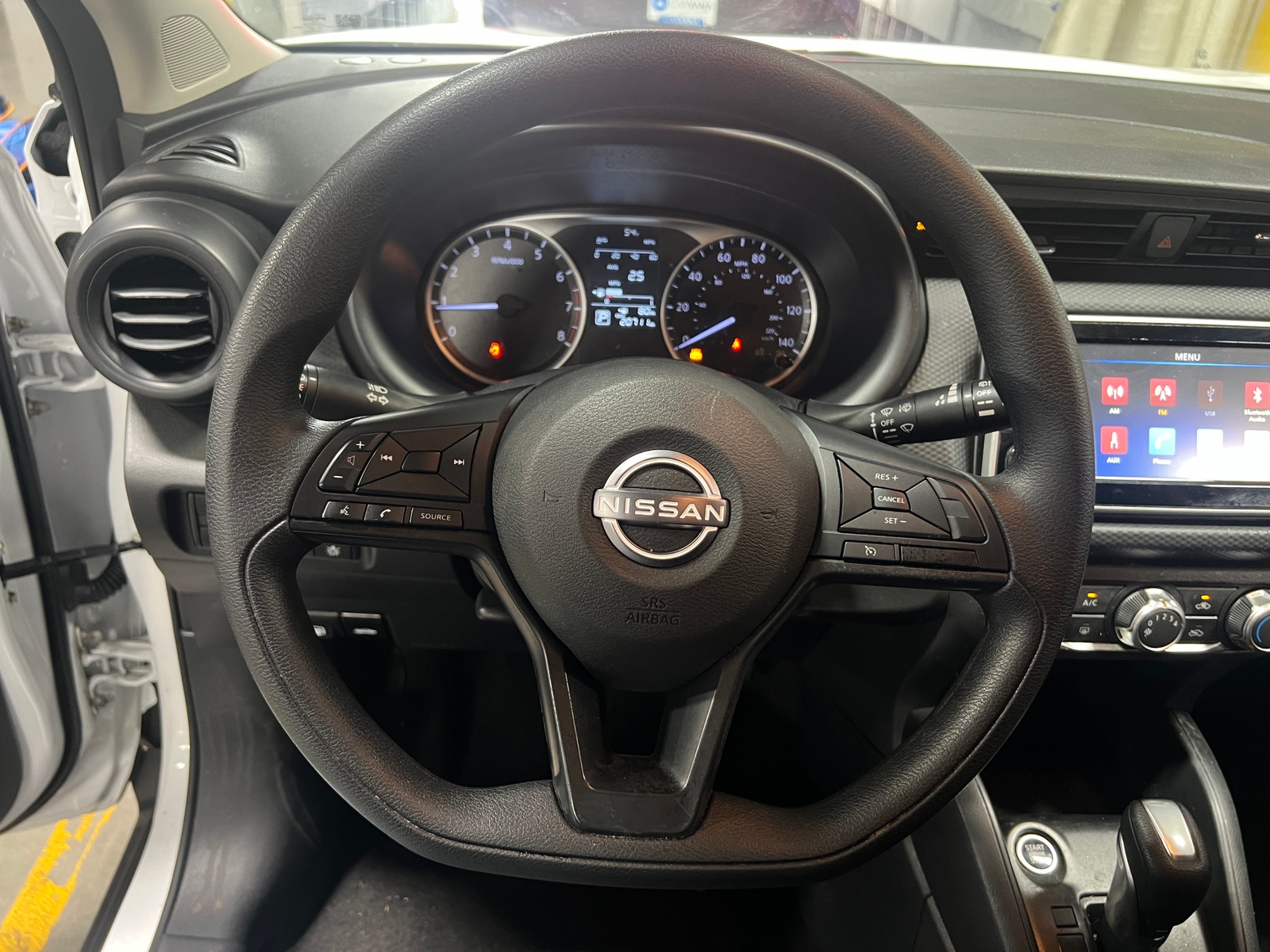 Thumbnail: 2025 Nissan Kicks - 5