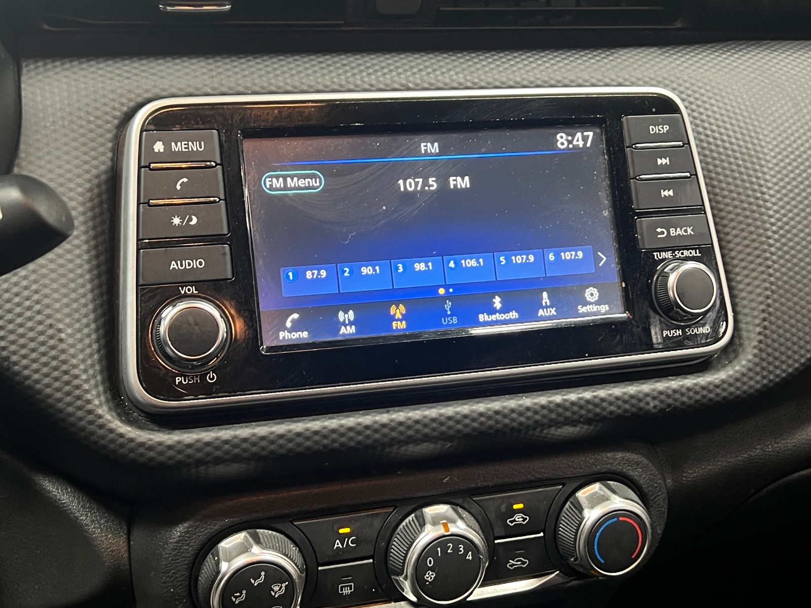 Thumbnail: 2025 Nissan Kicks - 4