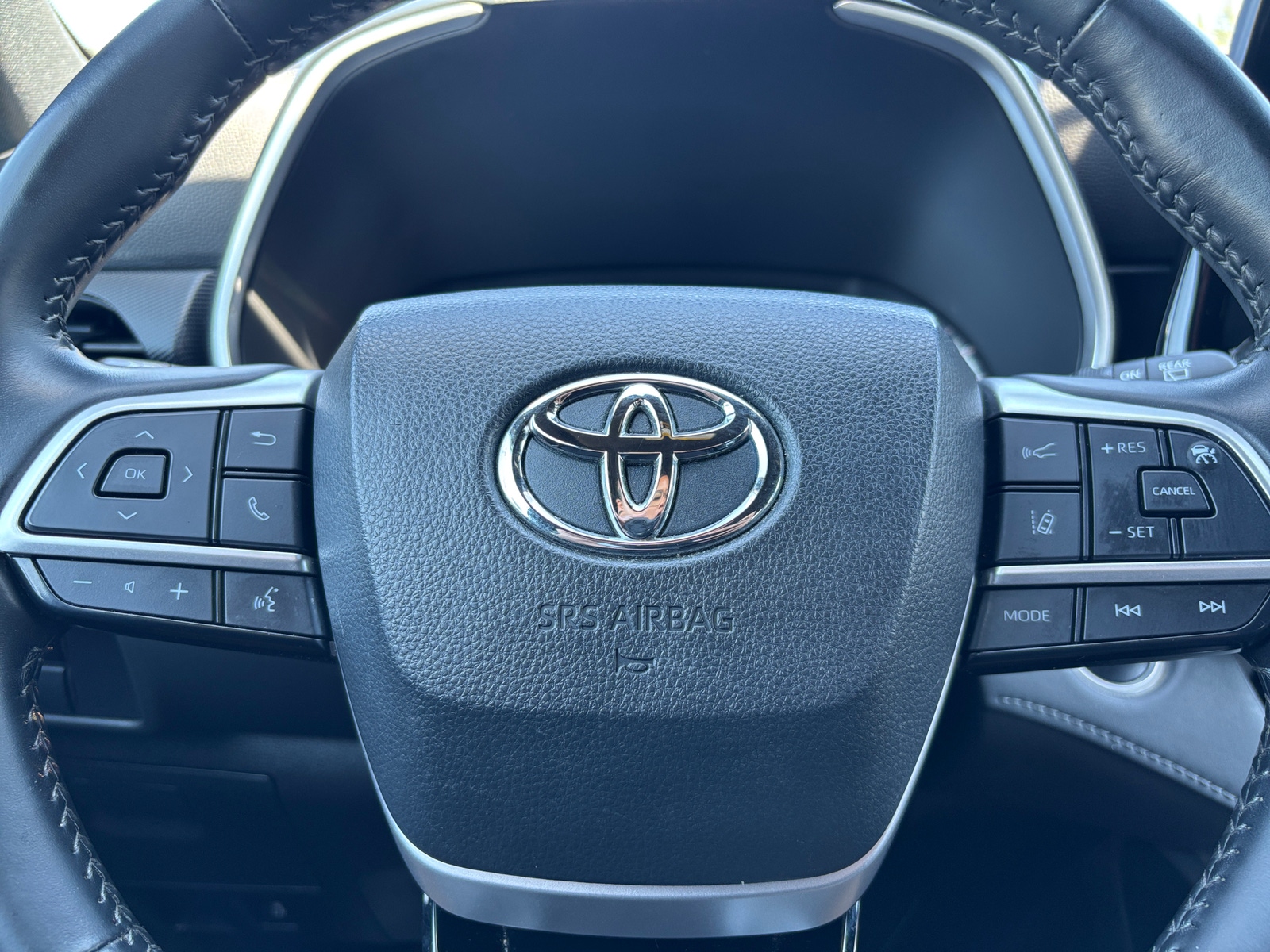 Thumbnail: 2024 Toyota Highlander - 4