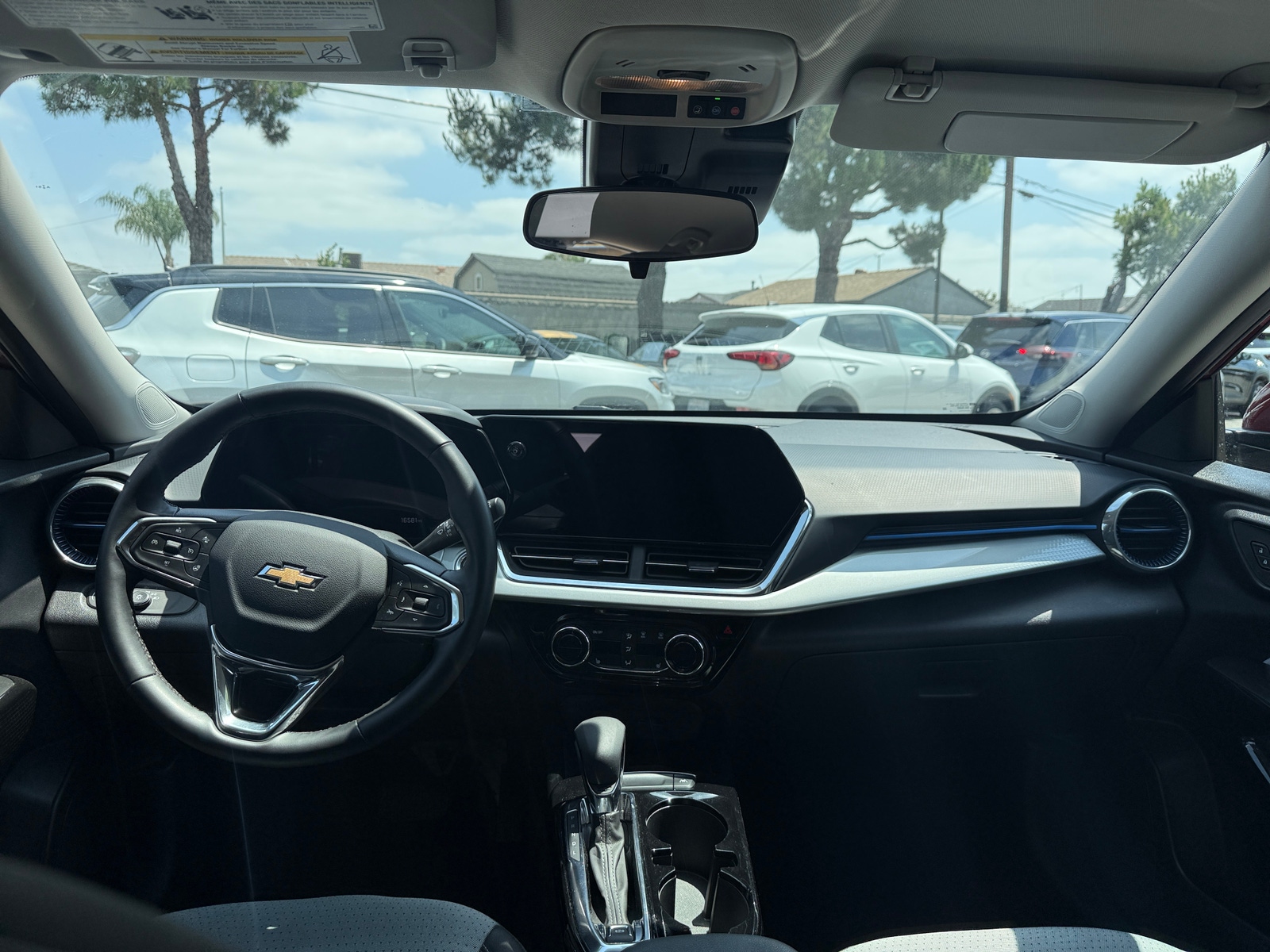 Thumbnail: 2025 Chevrolet Trax - 3