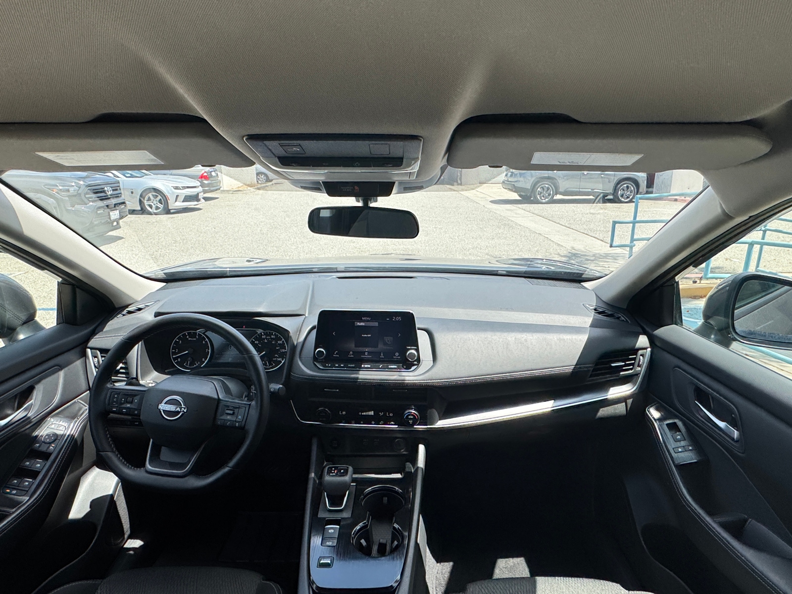 Thumbnail: 2025 Nissan Rogue - 3