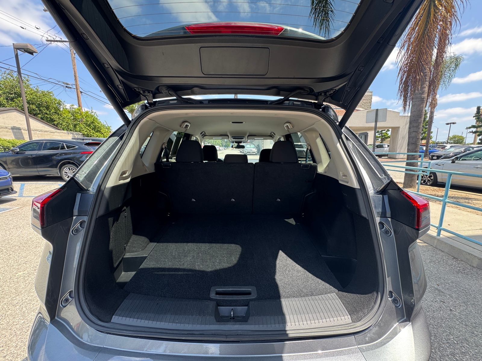 Thumbnail: 2025 Nissan Rogue - 6