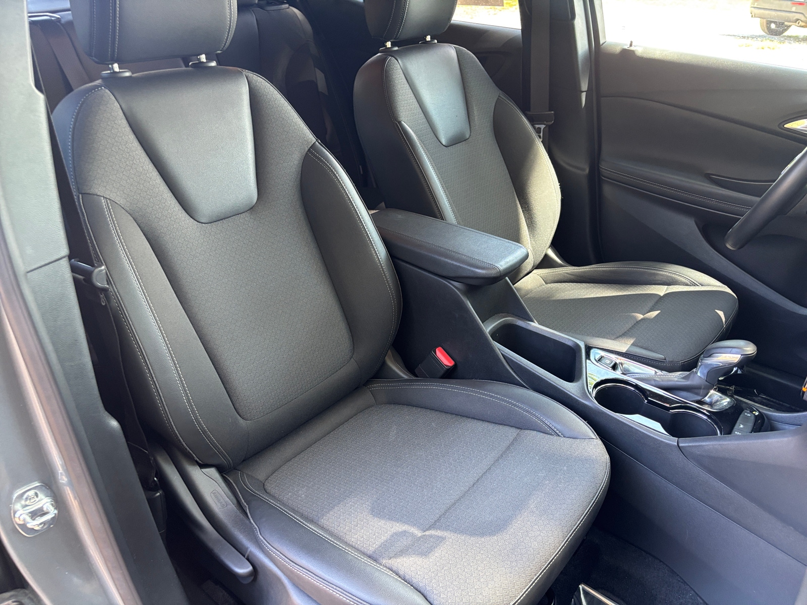 Thumbnail: 2025 Buick Encore GX - 2