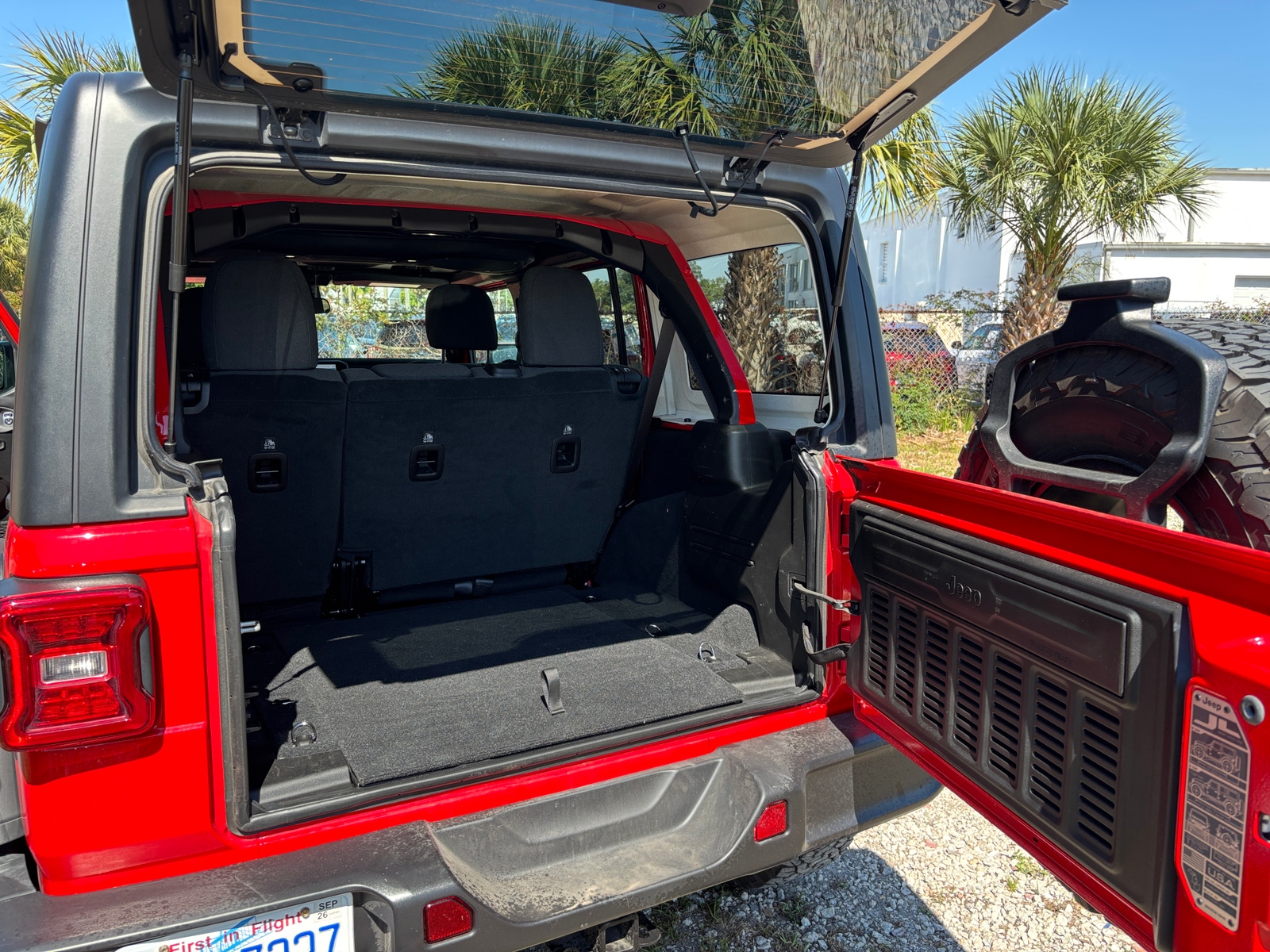 Thumbnail: 2025 Jeep Wrangler - 6