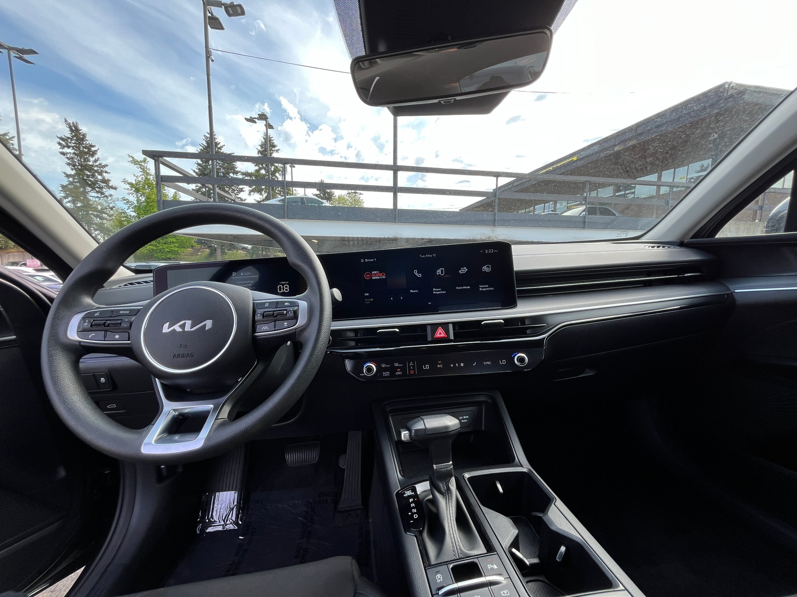 Thumbnail: 2025 Kia K5 - 3