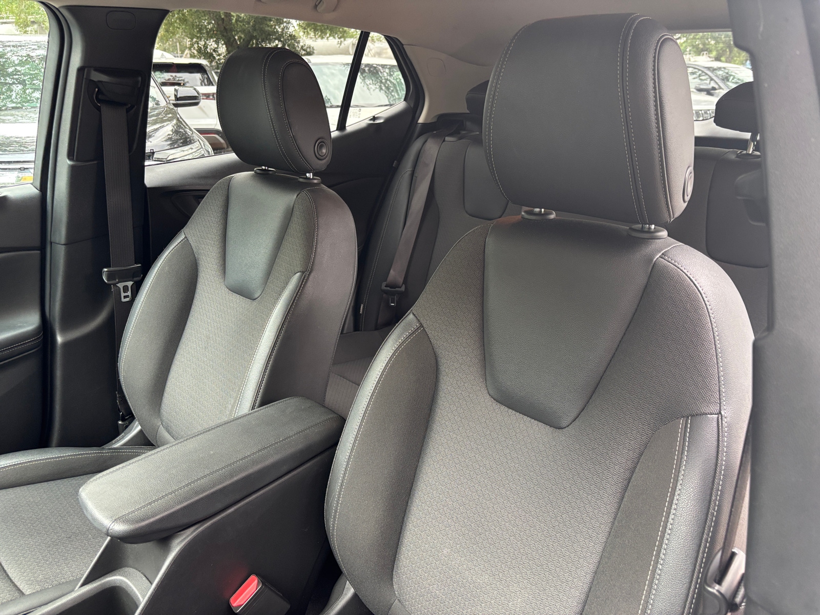 Thumbnail: 2025 Buick Encore GX - 2