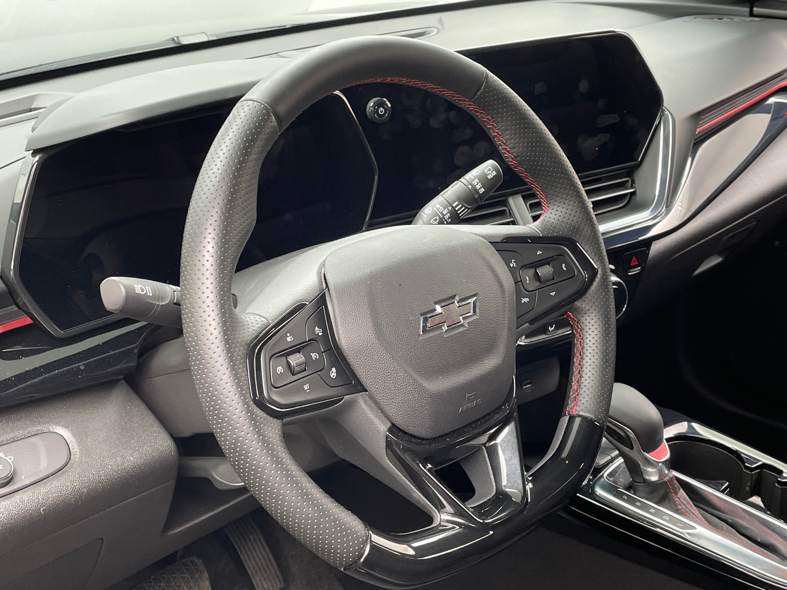 Thumbnail: 2025 Chevrolet Trax - 4