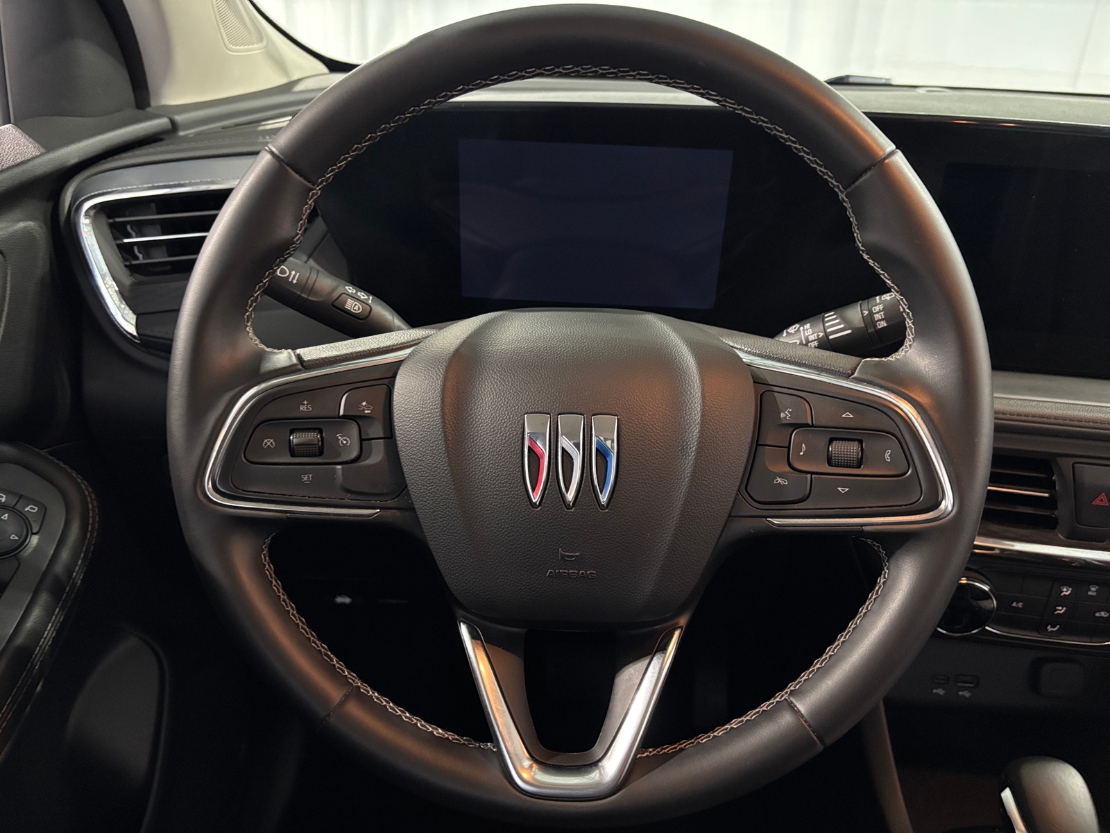 Thumbnail: 2025 Buick Encore GX - 4