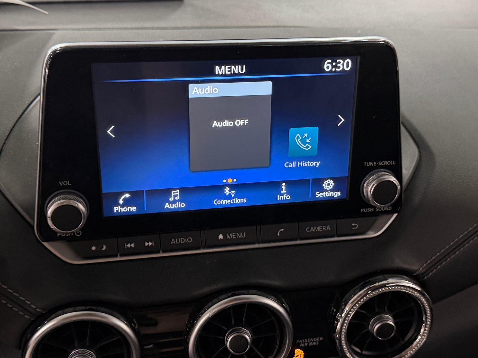 Thumbnail: 2023 Nissan Sentra - 4